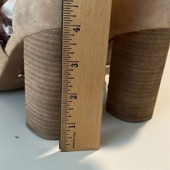 42 Gold Tan Loyalty Suede Open Toe Block Heel Booties Size 10 - Picture 14 of 14